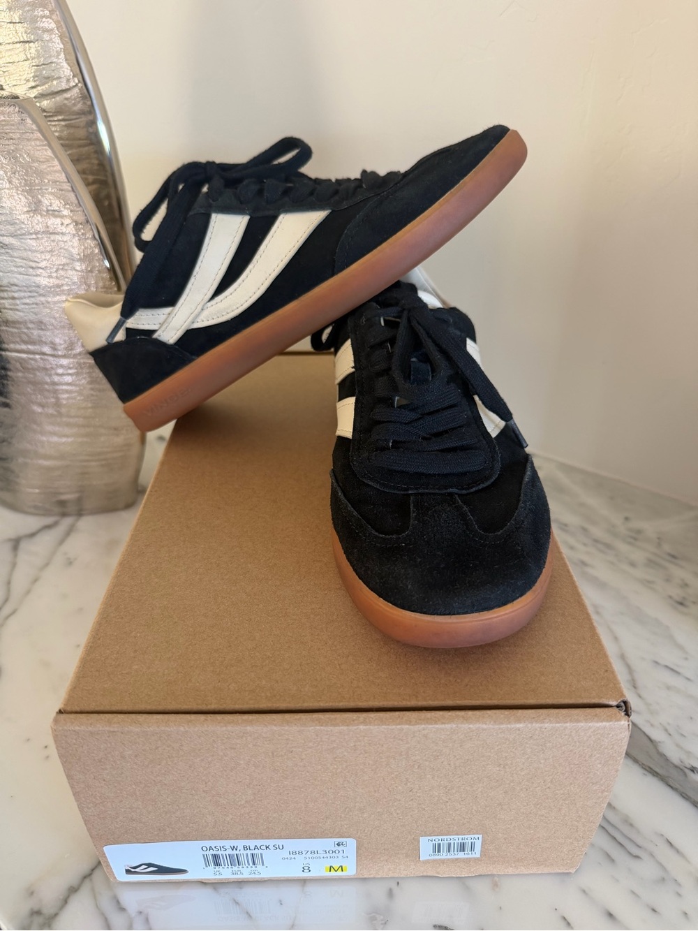Vince Oasis Low top sneakers size 8